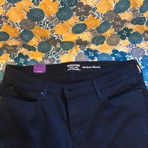 Black Levi skinny jeans